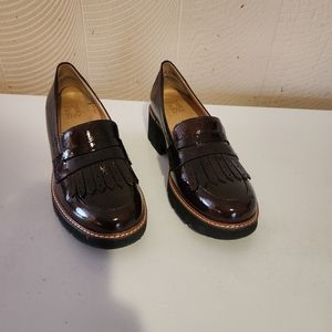 Naturalizer 9 W patent kiltie loafers